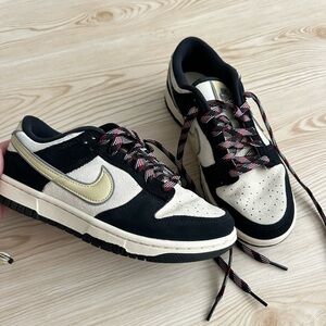 Nike Black and Cream Sneakers with Multicolor Laces